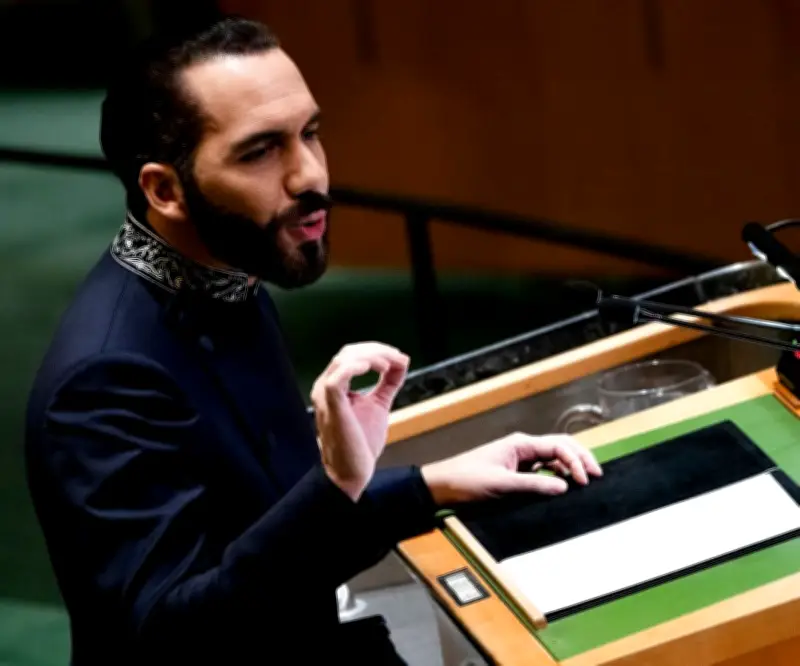 El Salvador aprueba cadena perpetua para crímenes graves en reforma constitucional