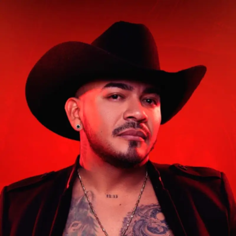 El Socio Quereigua: del anonimato como compositor al escenario de A Otro Nivel