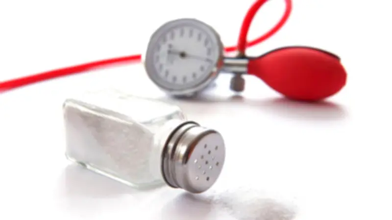 El sodio: clave para el cerebro y la presión arterial según neurocientífico de Stanford