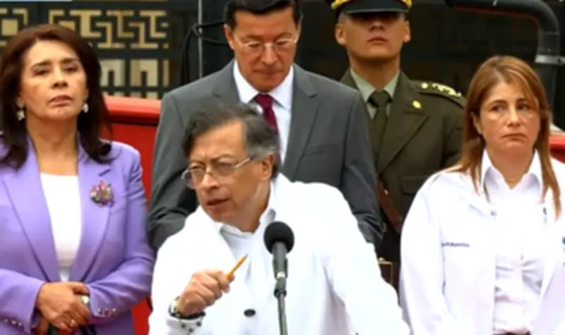 Elecciones 2026 inician con tenso cruce entre Petro y Registrador Nacional