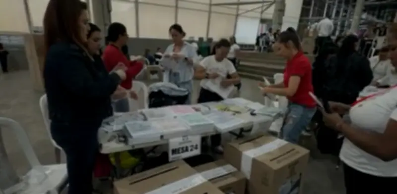 Elecciones Congreso 2026 en Medellín: Cierran Urnas y Comienza Escrutinio