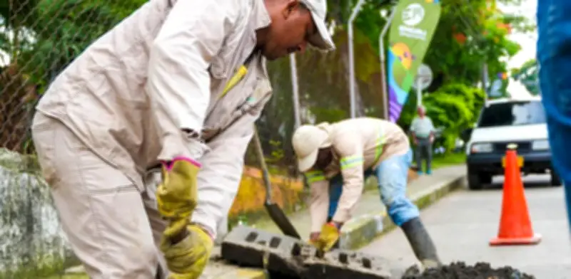 Emcali realiza mantenimientos en acueducto, energía y alcantarillado en Cali este martes