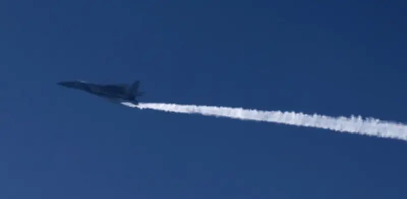 España cierra espacio aéreo a EE.UU. en medio de guerra con Irán y asegura estabilidad económica