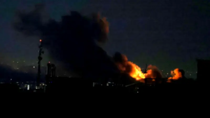 España prohíbe uso de su espacio aéreo y bases a aviones militares de EE.UU. en guerra con Irán