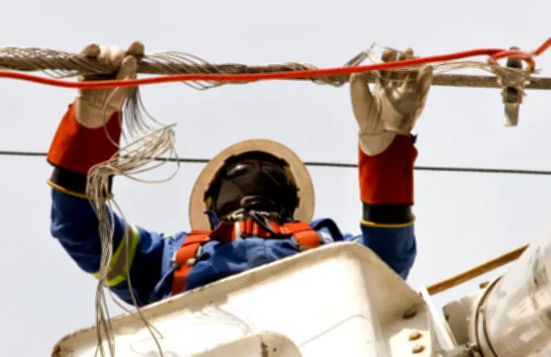 ESSA restablece energía en sur de Santander tras daño en transformador por tormenta eléctrica