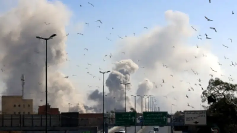 Estados Unidos ataca isla petrolera iraní, reavivando tensiones en Medio Oriente