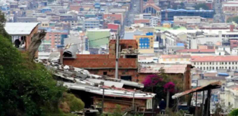 Estudio revela que el empleo supera a subsidios en reducción de pobreza en Colombia