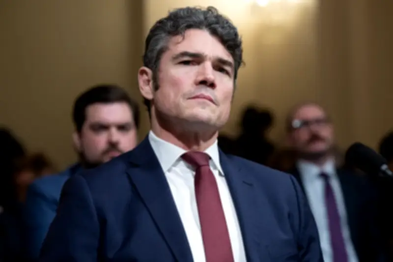 Exdirector de Contraterrorismo de EE.UU. renuncia por objeción de conciencia en tiempos de guerra