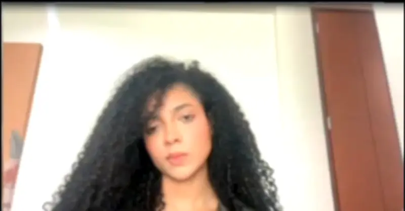 Exfuncionaria de Petro enfrenta cargos por presunto uso de títulos falsos en audiencia judicial