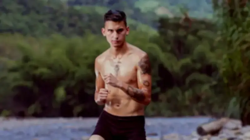 Exparticipante de El Desafío denuncia robo y extorsión tras hurto de moto ganada en reality