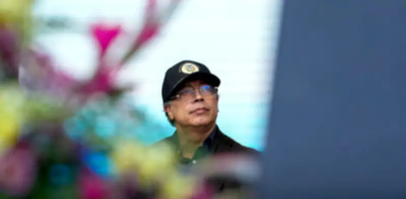 Expertos alertan sobre riesgos en nuevos decretos de emergencia económica del gobierno Petro