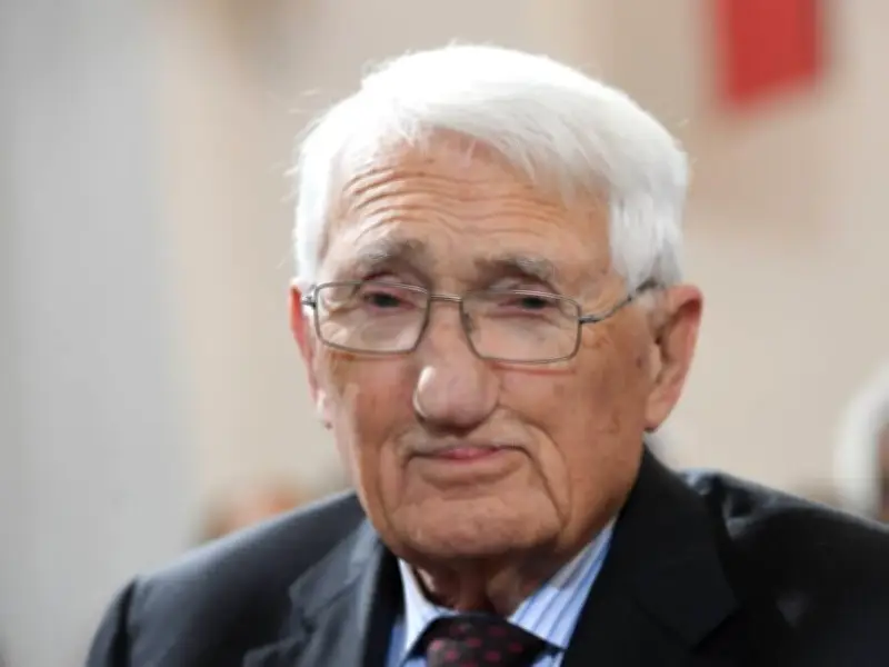 Fallece Jürgen Habermas, influyente filósofo alemán, a los 96 años de edad