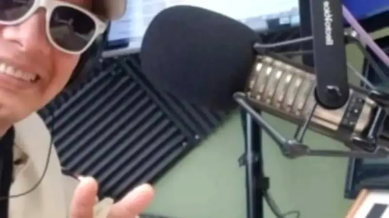 Fallece reconocido presentador de televisión tras sufrir crisis de salud: detalles