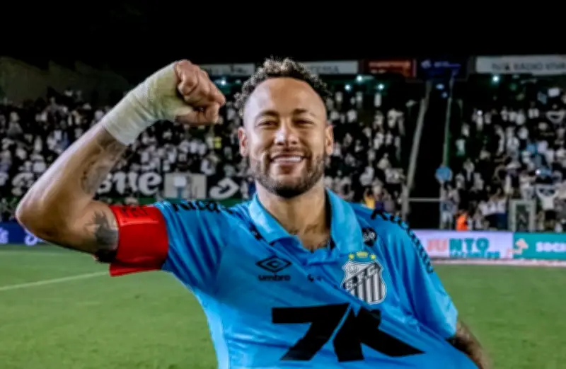 Familia Santo Domingo financiaría compra del Santos FC brasileño a través de grupo inversor