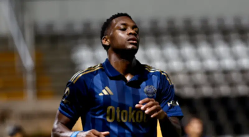 Fenerbahçe revela los motivos de la salida de Jhon Durán tras polémica actitud