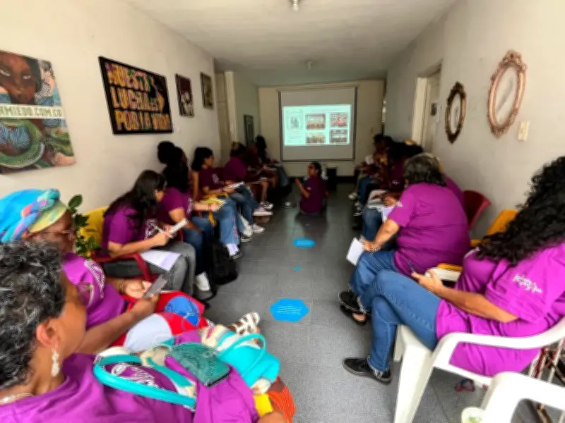 Feria 'Manos de Mujeres' en Cali fortalece economías femeninas este domingo