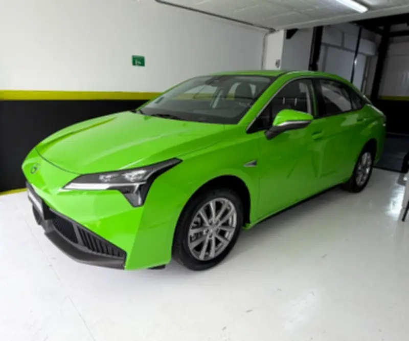 Fincomercio lanza línea de crédito 'Taxis Verdes' para modernizar el transporte