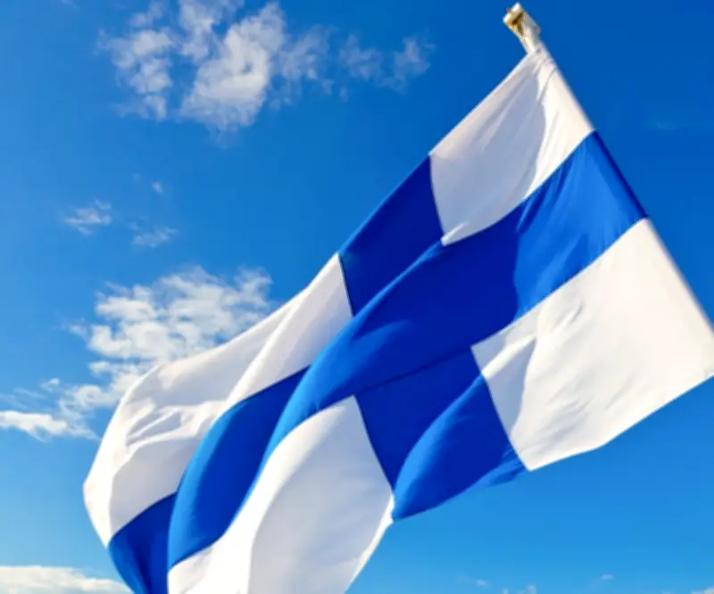 Finlandia investiga caída de dos drones no identificados en zona sur tras alerta de seguridad