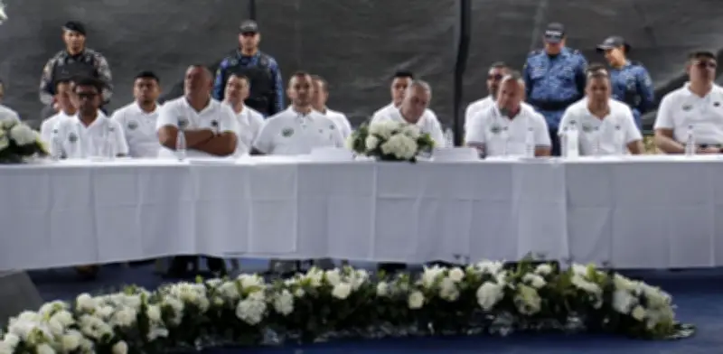 Fiscalía suspende órdenes de captura contra 23 líderes de mesa de paz en cárcel de Itagüí