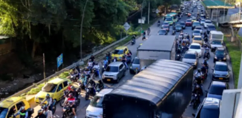 Floridablanca inicia construcción del tercer carril en autopista para aliviar congestión vehicular