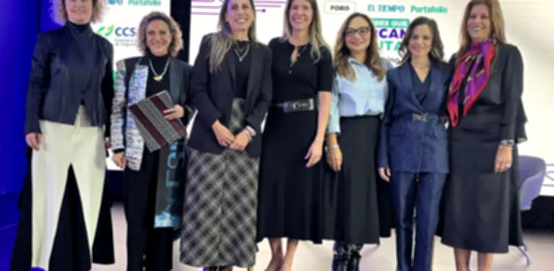 Foro 'Mujeres que Marcan Pauta' destaca liderazgo femenino y decisiones vitales en Colombia