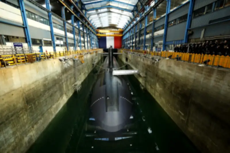 Francia reforzará arsenal nuclear y desplegará fuerzas en Europa ante tensión en Medio Oriente