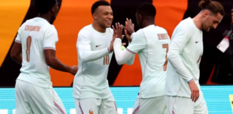 Francia vence a Brasil con un jugador menos y mira hacia el duelo contra Colombia