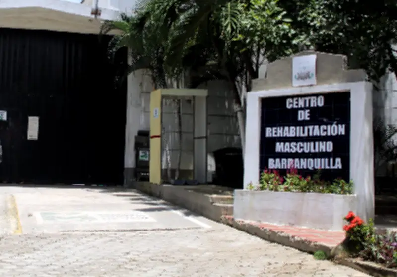 Fuga masiva en cárcel de Barranquilla: tres reclusos escapan de El Bosque