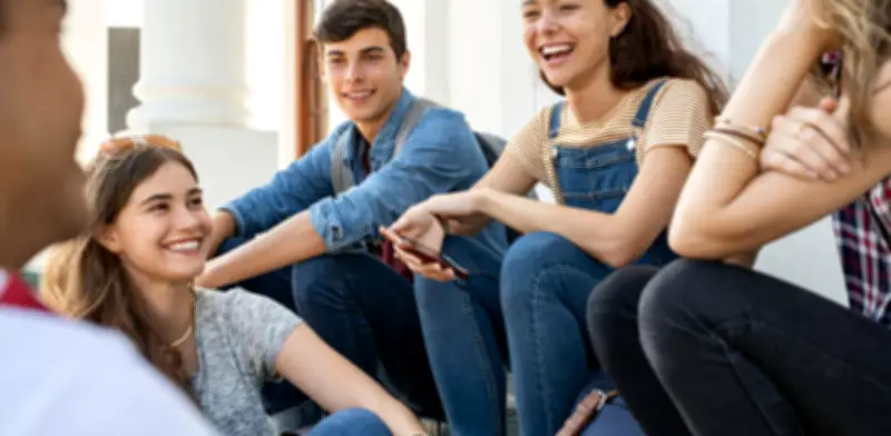 Fundación Forge abre 300 becas para jóvenes sin empleo formal en Bogotá y municipios cercanos