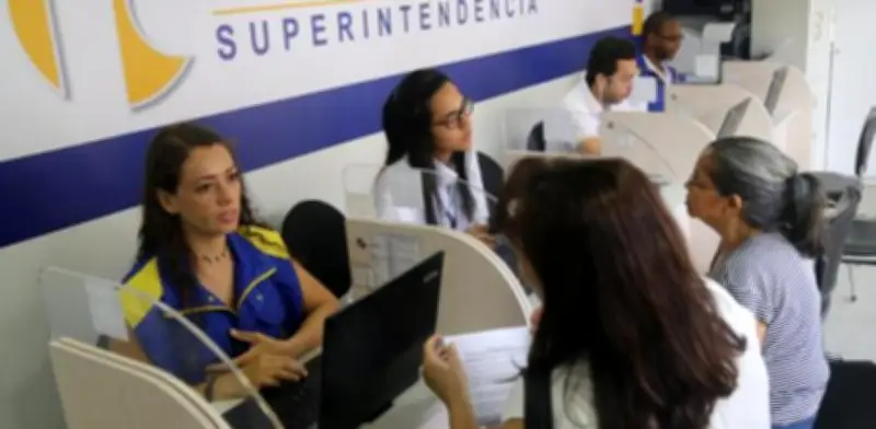 Fusión de Kimberly-Clark y Kenvue en Colombia: SIC evalúa impacto en mercado de higiene femenina