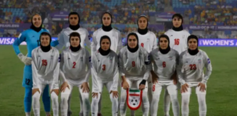 Futbolistas iraníes retiran solicitud de asilo en Australia y regresan a su país