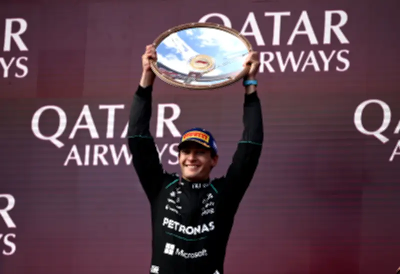 George Russell lidera doblete de Mercedes en emocionante inicio de la Fórmula 1 en Australia