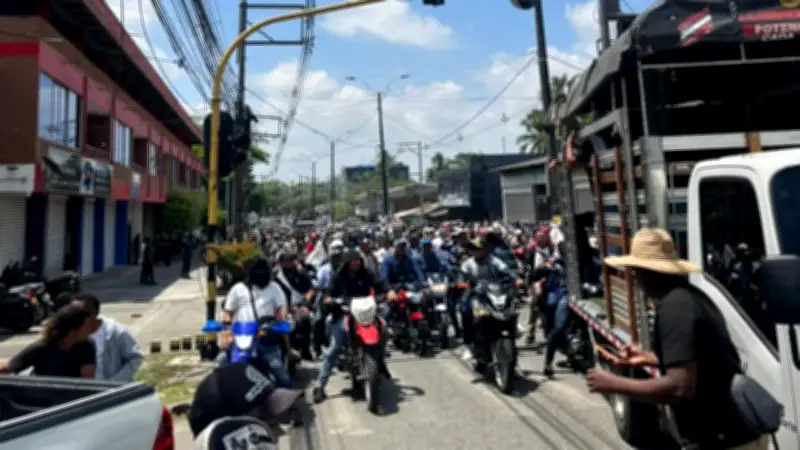 Gobernación de Antioquia rechaza reanudación de diálogos del Gobierno con mineros