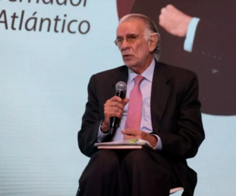 Gobernador del Atlántico exige autonomía regional para manejo de recursos públicos