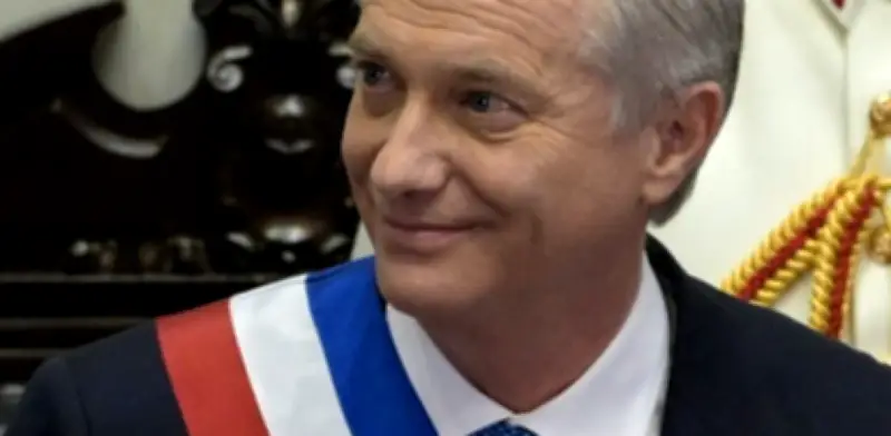 Gobierno de José Antonio Kast paraliza regularización de 182.000 migrantes en Chile