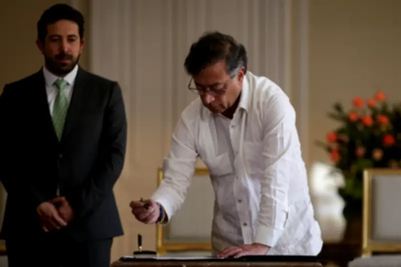 Gobierno firmó más de 80.000 contratos bajo figura declarada inconstitucional por la Corte