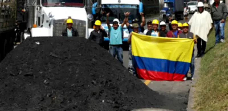Gobierno instala mesa técnica para resolver conflictos mineros en el Bajo Cauca