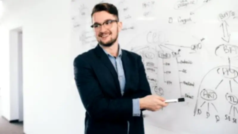 Gobierno oficializa aumento salarial del 7,4% para docentes en 2026 con nuevas bonificaciones