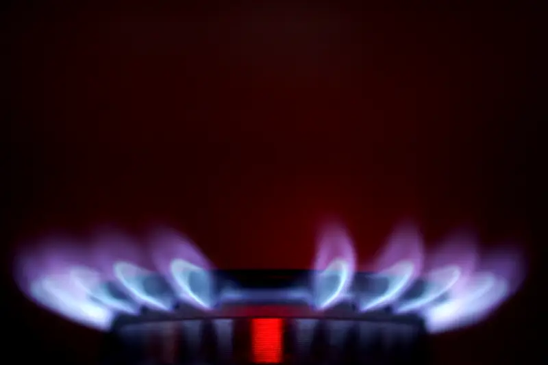 Gobierno ordena devolución de más de $150.000 millones por sobrecostos en gas natural