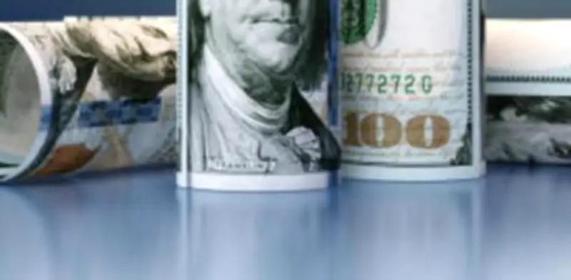 Gobierno Petro fortalece caja en dólares con compras en mercado cambiario aprovechando mejoría del riesgo país