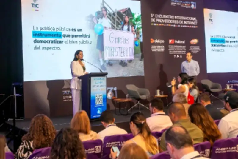 Gobierno presenta Política de Gestión del Espectro 2026-2029 en Andina Link Cartagena