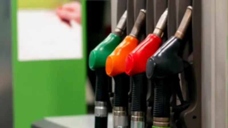 Gobierno redefine cálculo del precio del diésel para alinearlo con mercado internacional