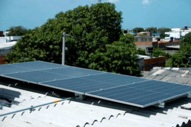 Gobierno reglamenta programa Colombia Solar para sustituir subsidios de energía por paneles solares