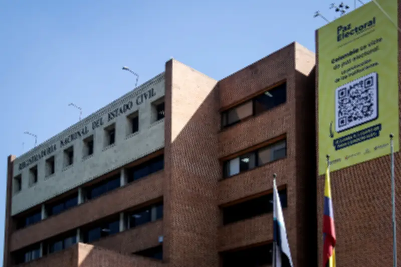 Gobierno y entes de control blindan elecciones tras dudas de Petro sobre transparencia
