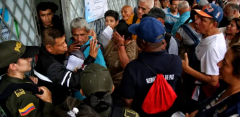 Guía legal: Cómo reclamar a la EPS cuando no entregan medicamentos recetados