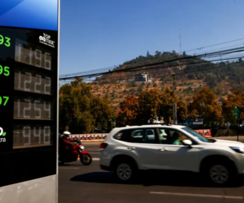 Guerra en Irán dispara inversión en bonos indexados a inflación en Chile