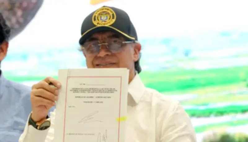 Gustavo Petro aboga por continuidad progresista en reforma agraria durante discurso en Córdoba