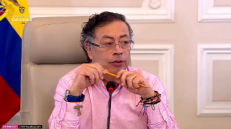 Gustavo Petro solicita a la Fiscalía información sobre presuntas irregularidades electorales de 2018