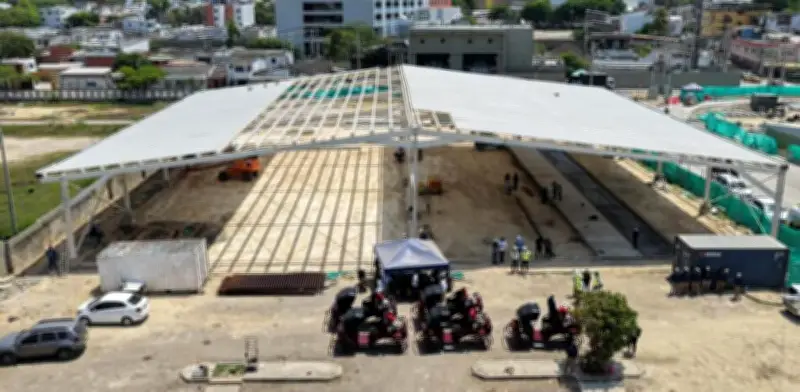Hangar para coches eléctricos de Cartagena avanza al 50% con complejo solar en Chambacú