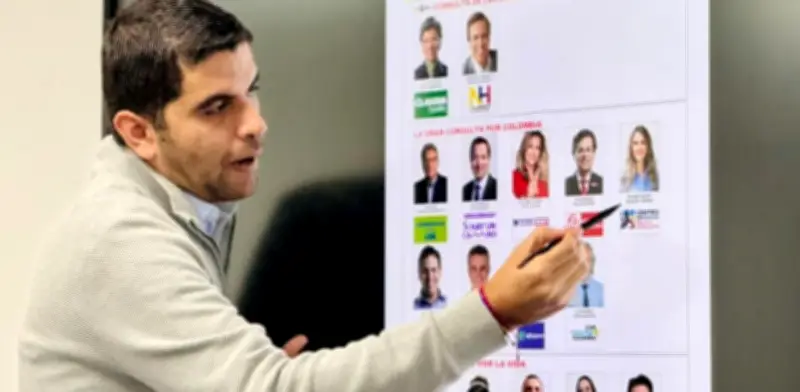 Hernán Cadavid denuncia campañas políticas dirigidas contra el Centro Democrático